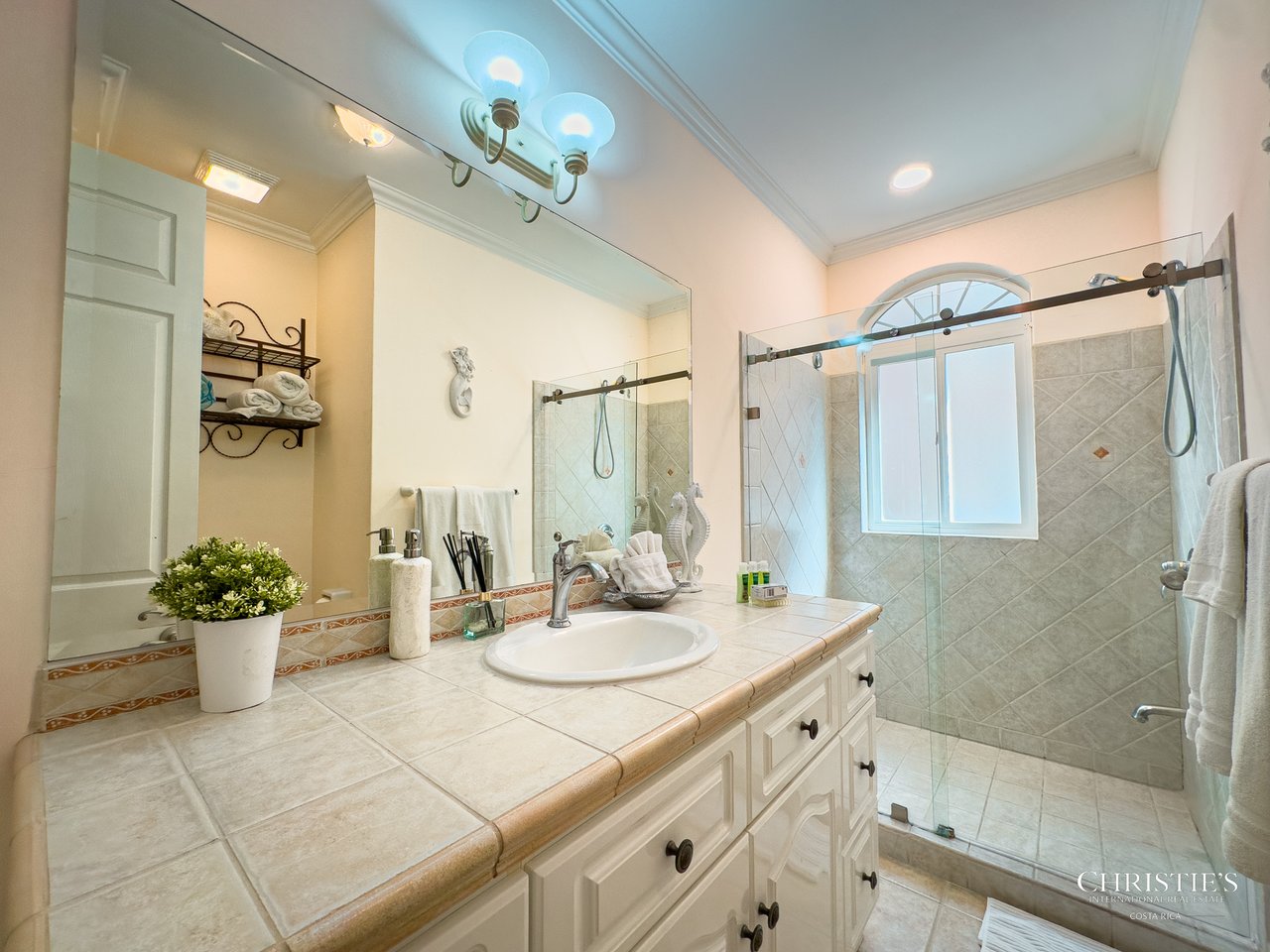 Los Sueños Resort | Colina 13C – 3-Bedroom Golf-View Residence