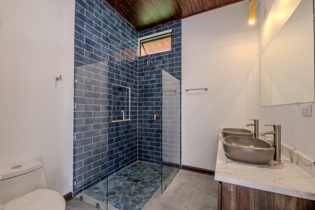 Brand New 3 Br, 2.5 Ba | Swimming Pool, High Ceilings 