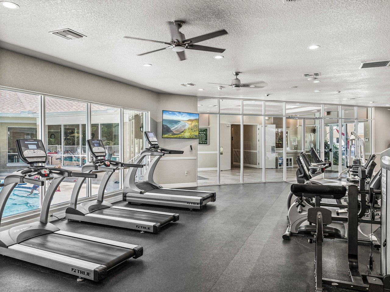 5240 NEW BRITTANY LN