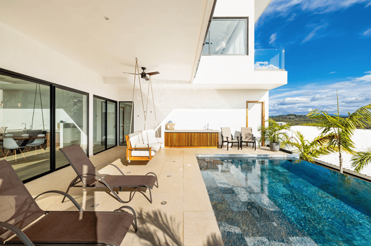 Casa Sunshine - Modern Elegance In Tamarindo Hills