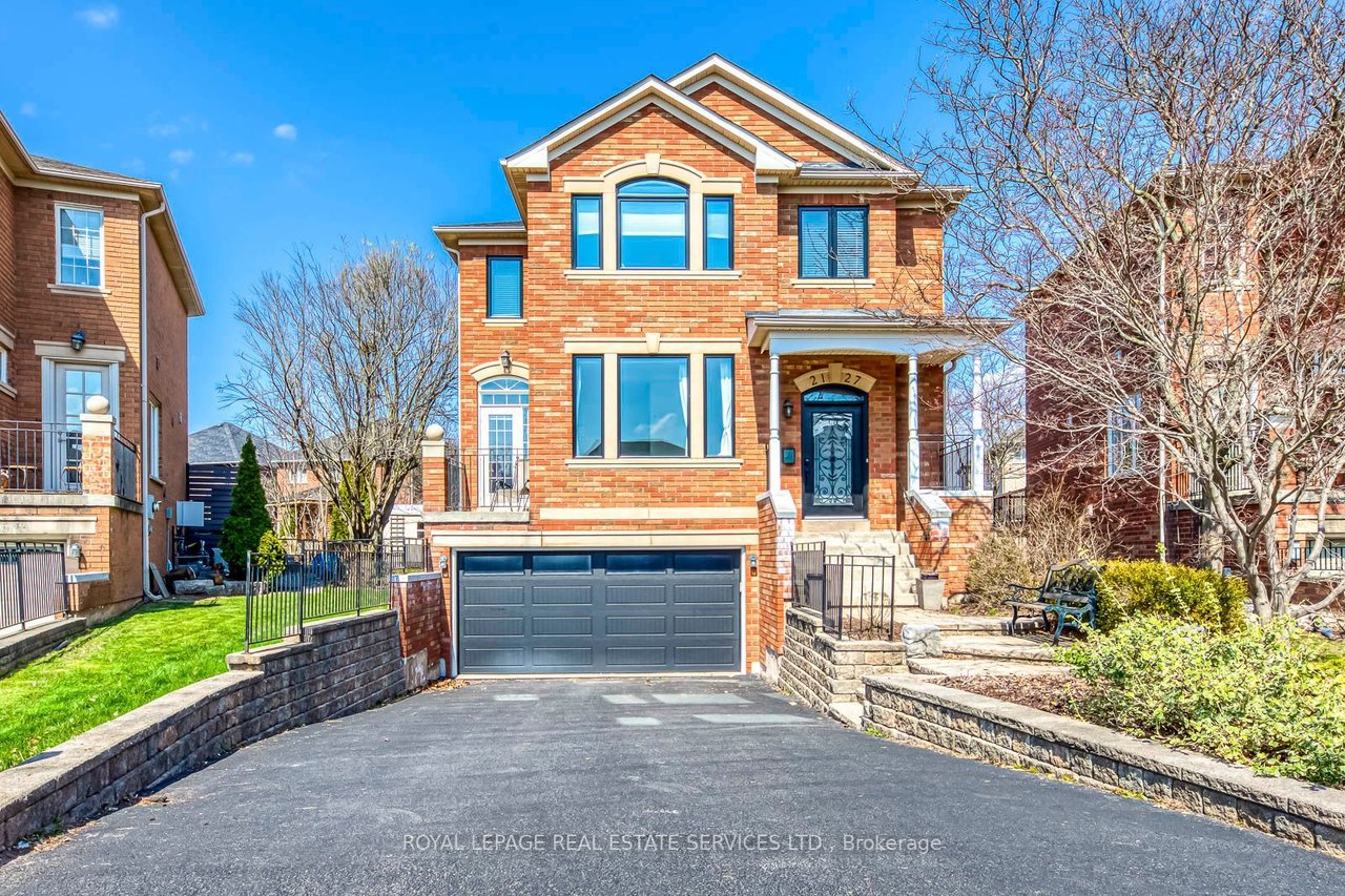2127 Nightingale Way