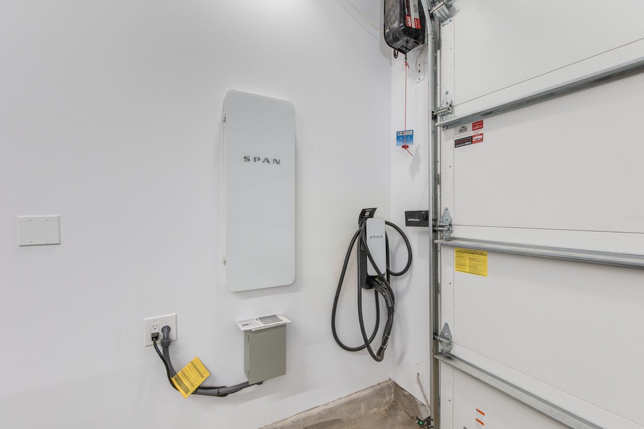 1328 E Pomelo Grove Ln.