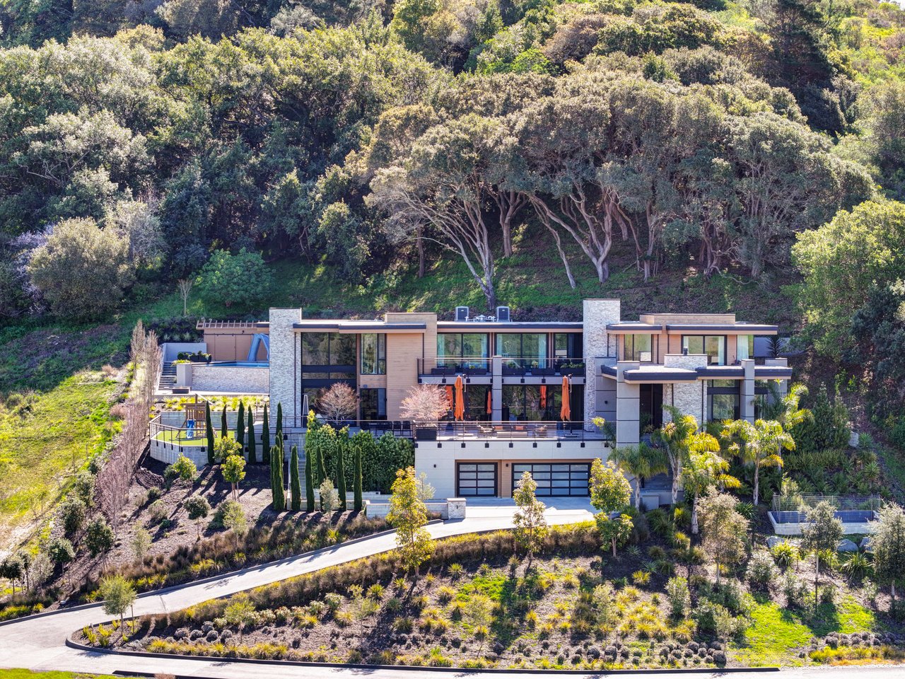 Modern Luxury - Completed in 2020