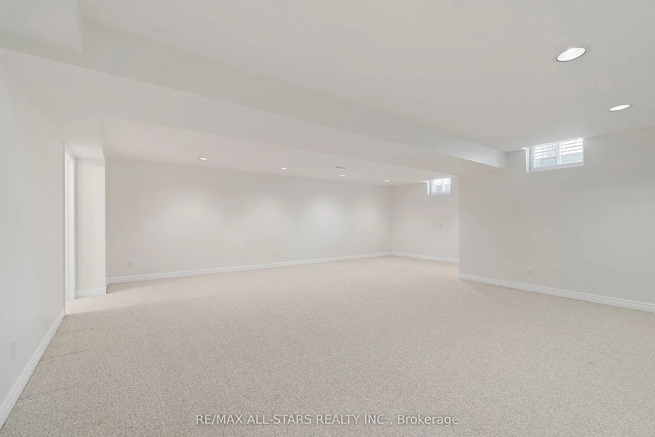 18 Pinehurst Club Way