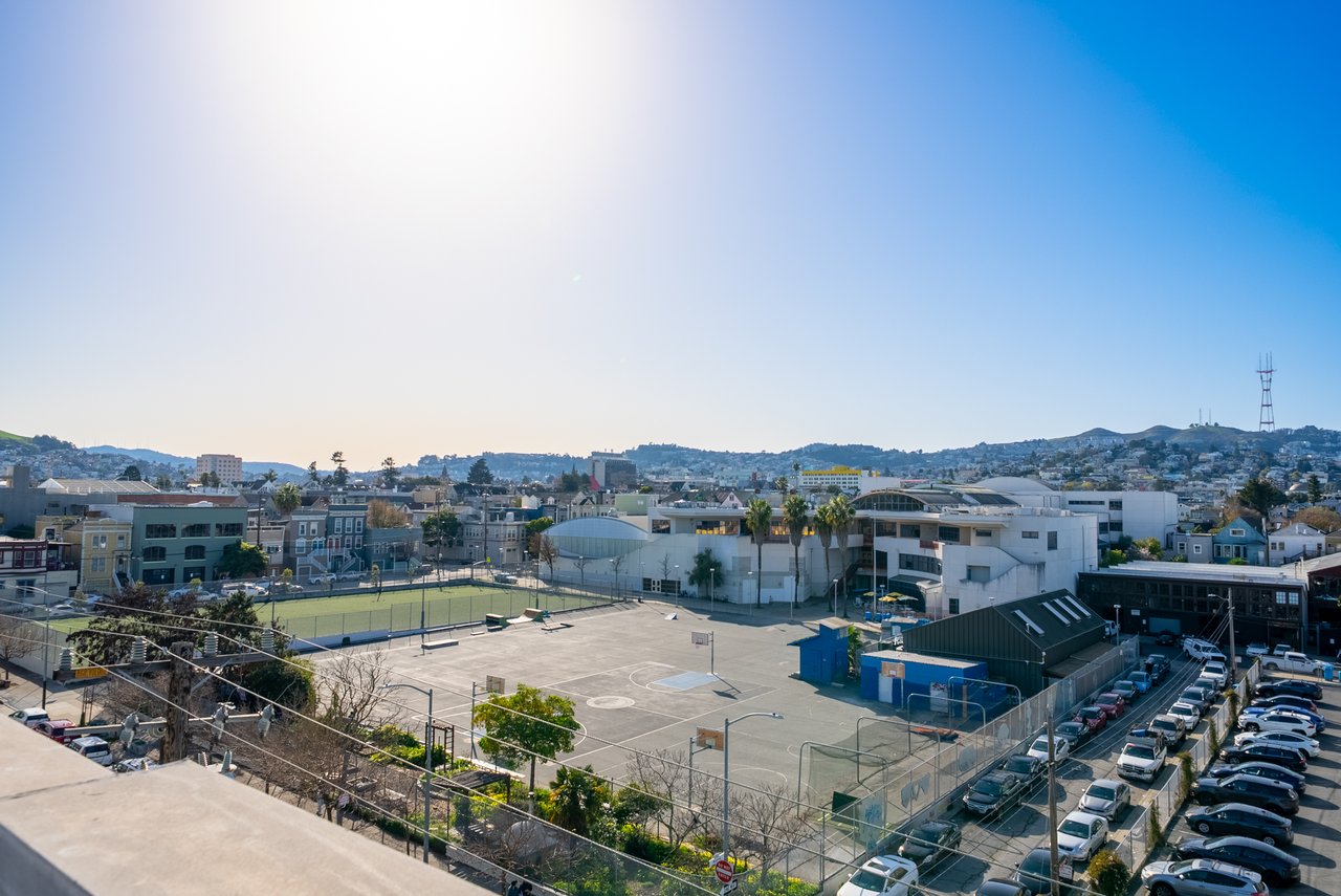 2301 Harrison St #203