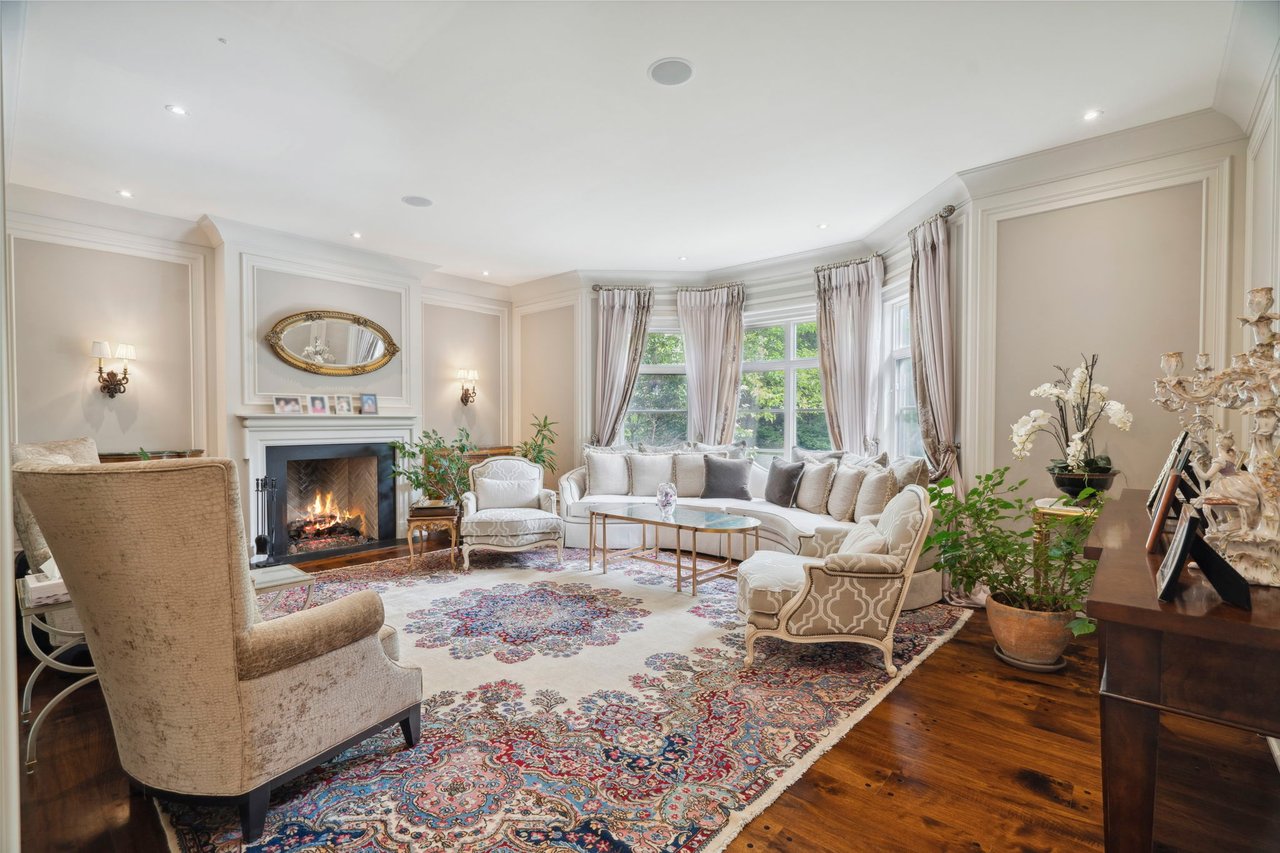 Landmark Estate