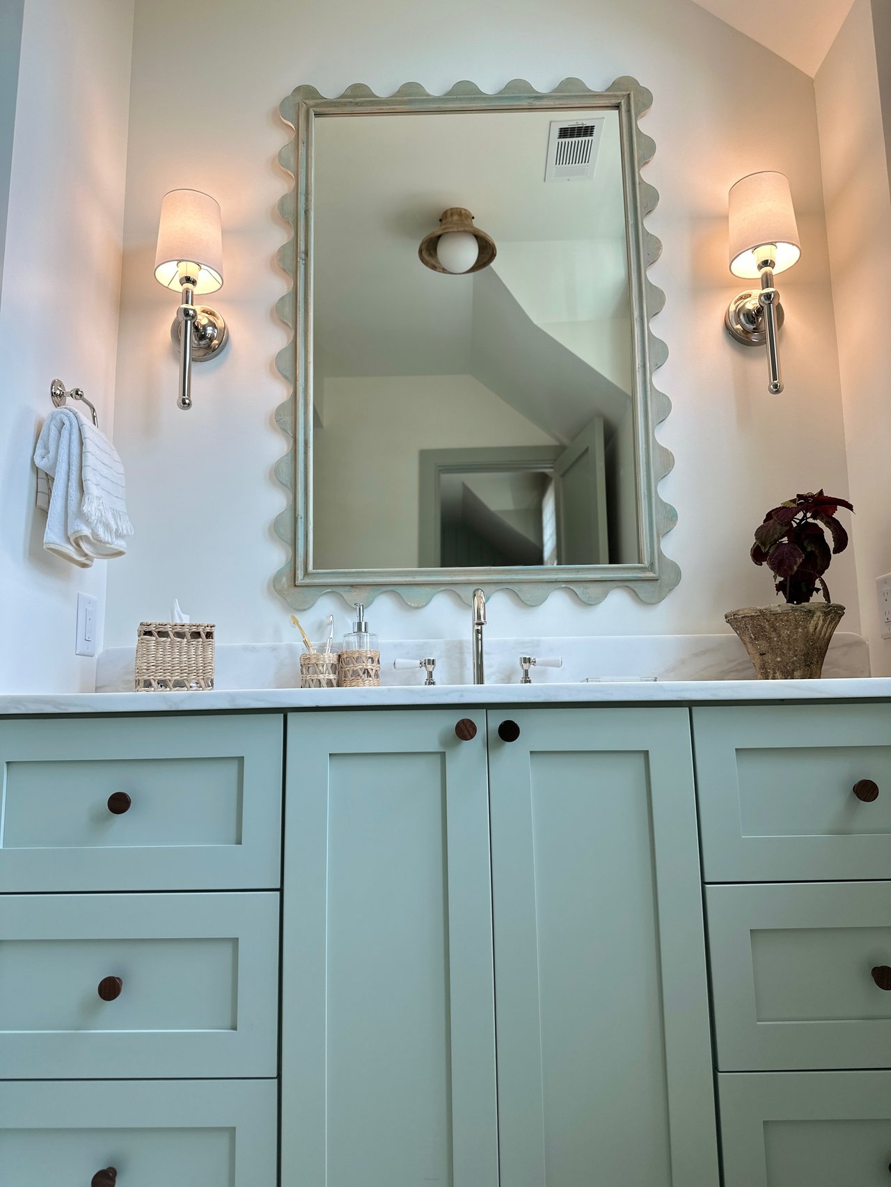 What are the costs sellers selling their homes should expect in Charleston, SC