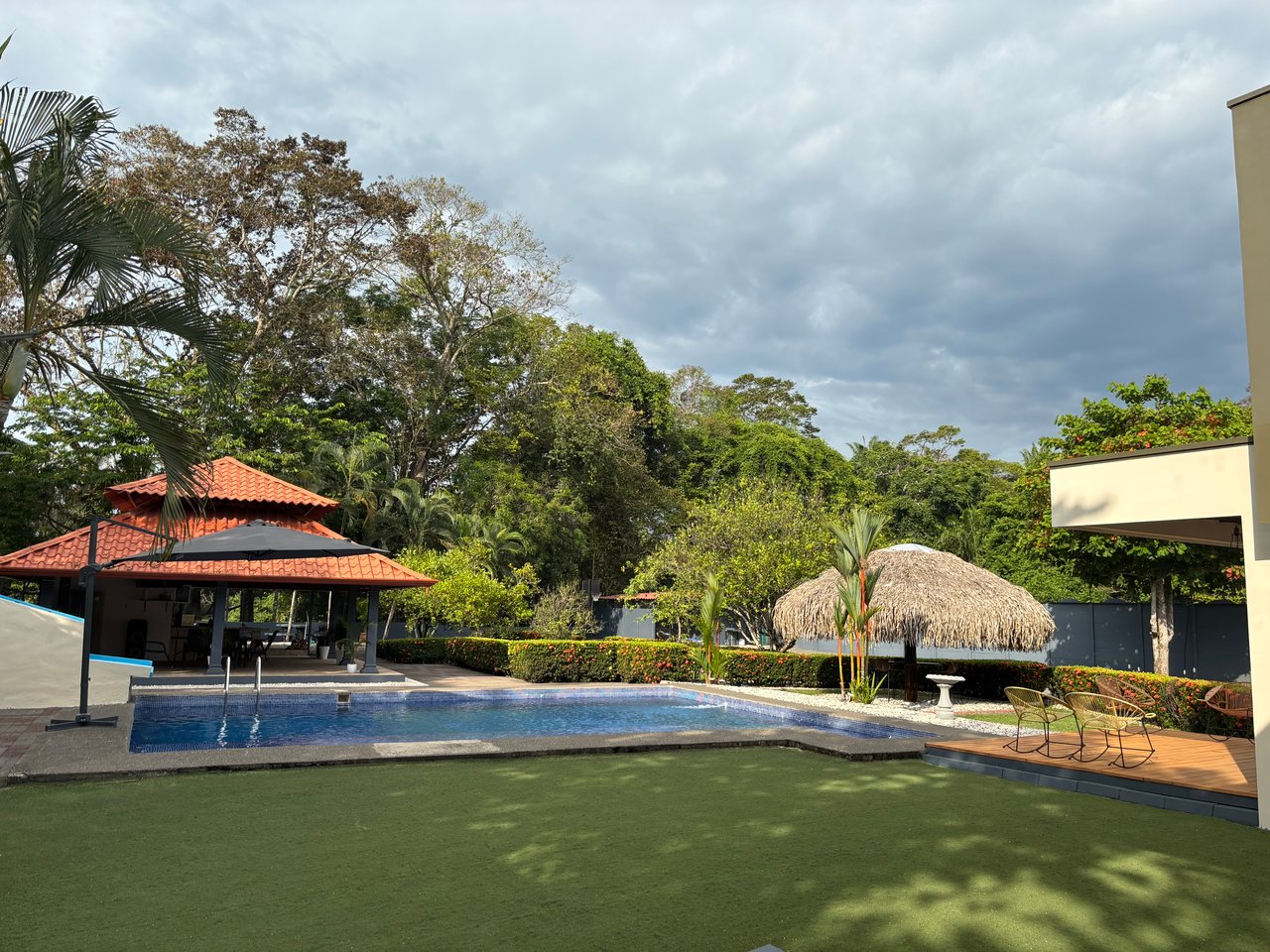Beautiful house in Residential Palmas del Sol | Tranquility and style