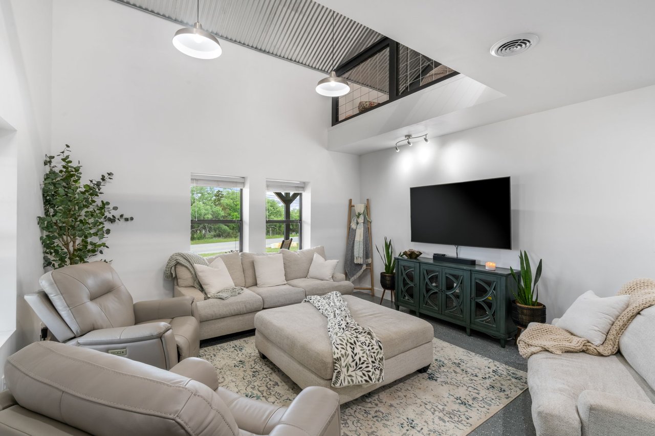Amazing Opportunity on HWY 290 in Dripping Springs