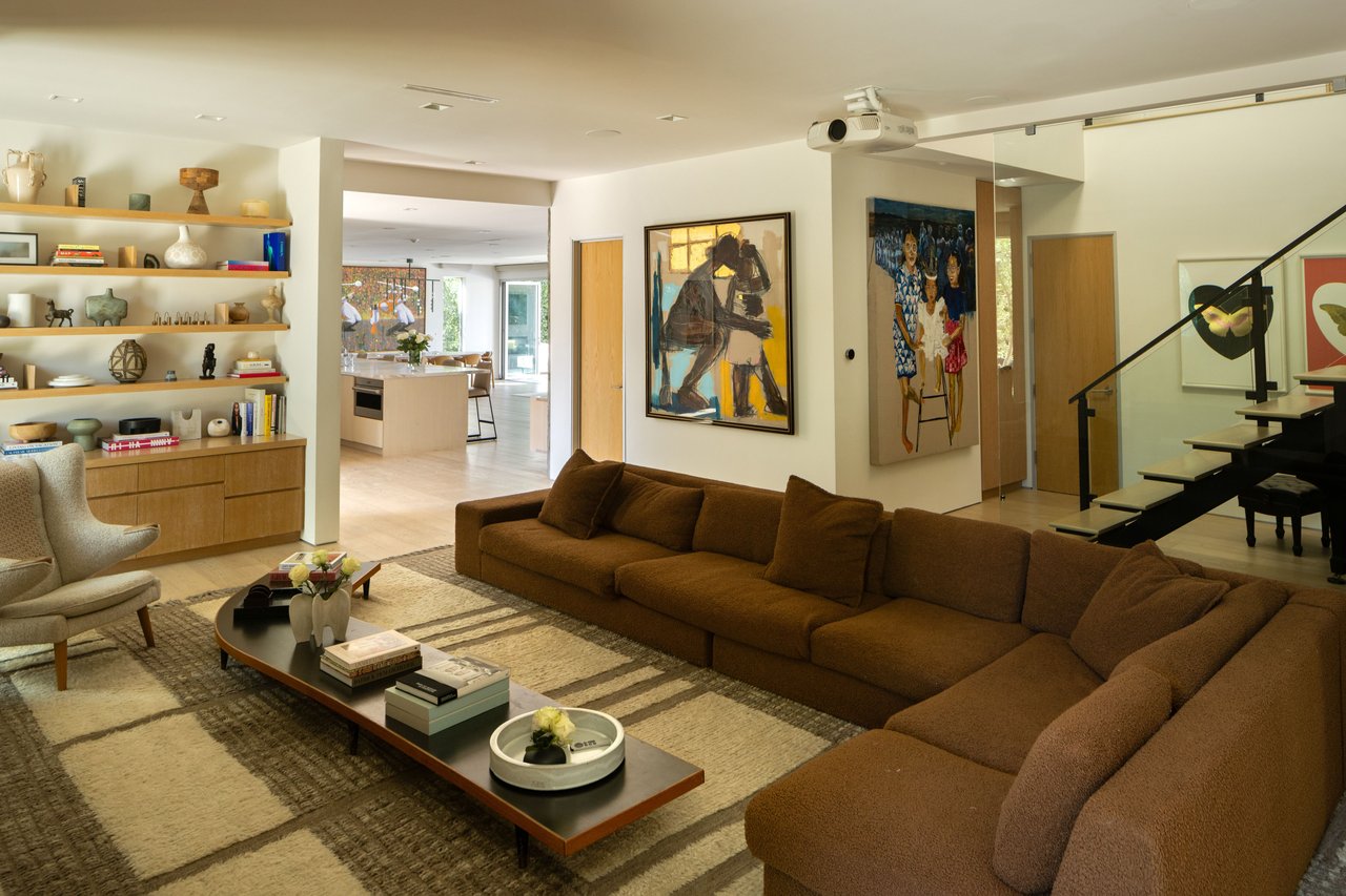 1557 Tower Grove Dr, Beverly Hills