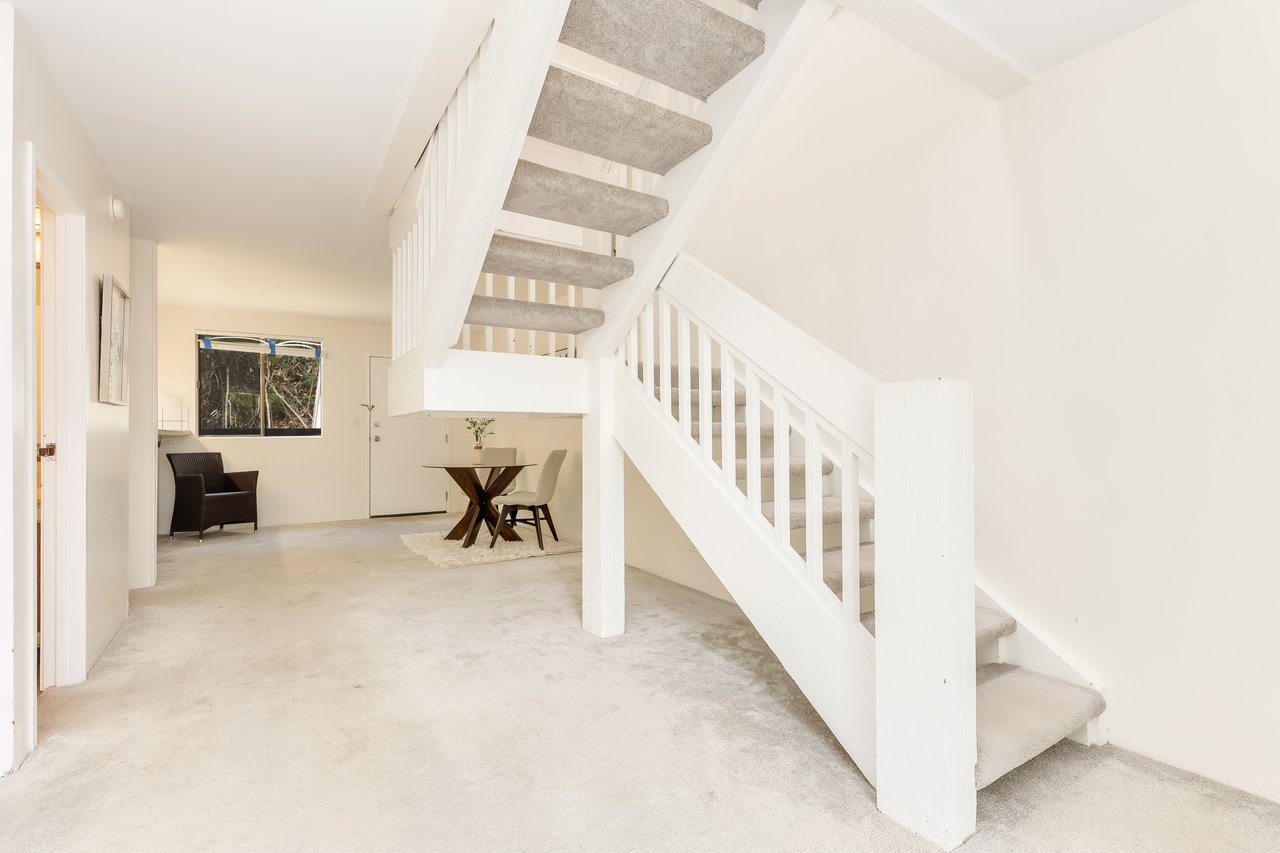 300 Kawaihae St #300E