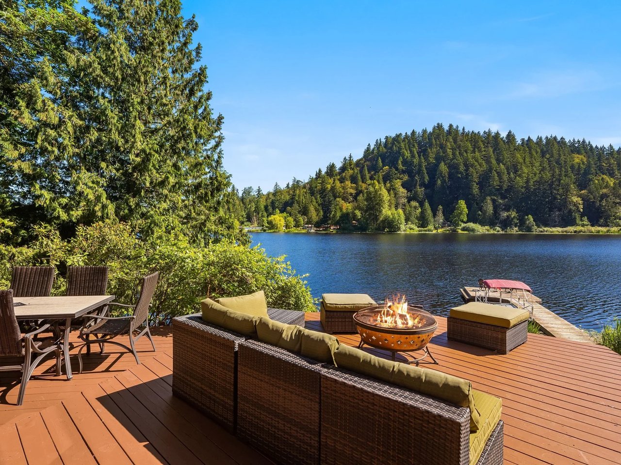 18404 W Lake Desire Dr SE