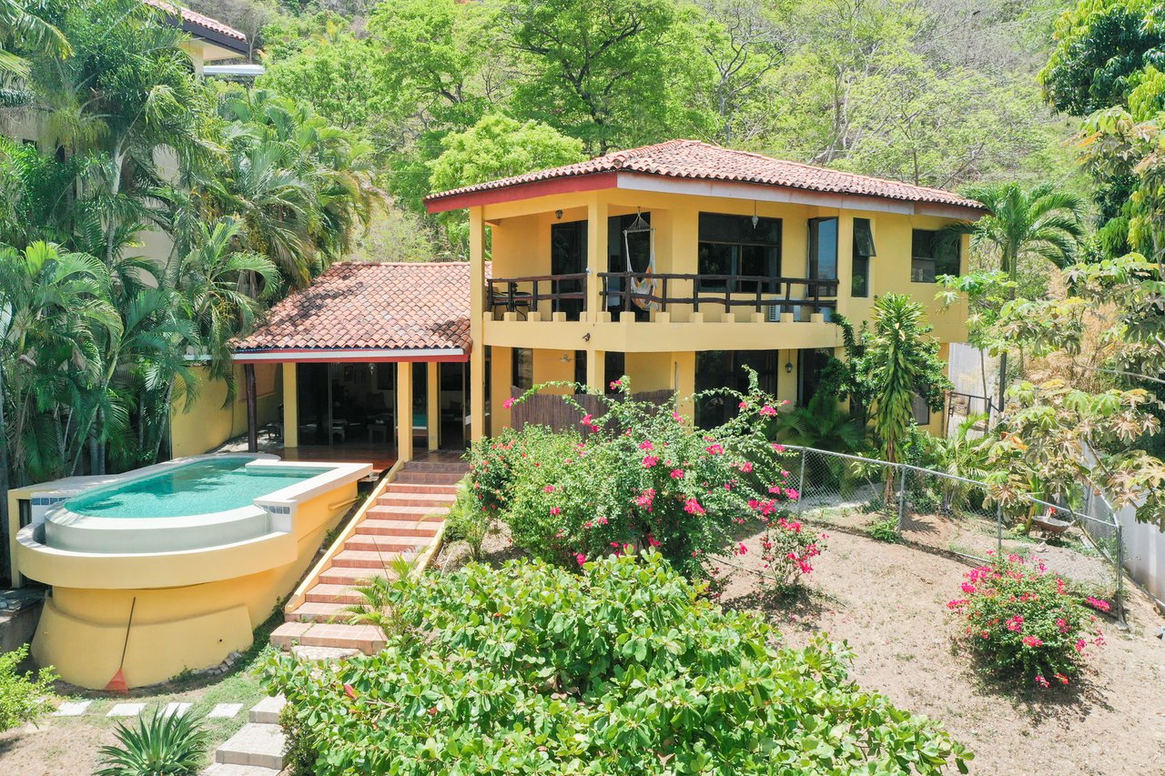 Casa Marazul | Ocean-View 5-Bedroom Home with Guest House & Infinity Pool near Playa Prieta