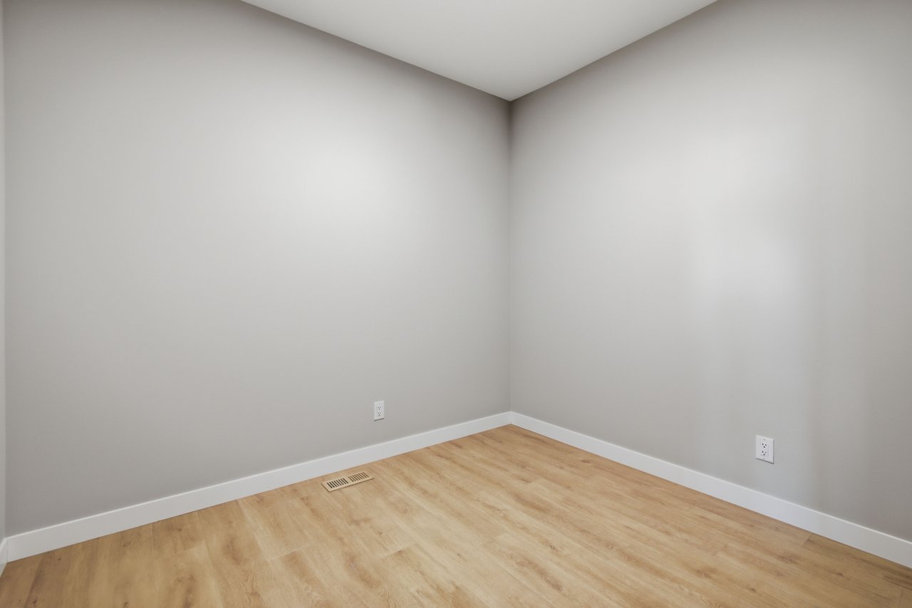 139 Belvedere Crescent SE