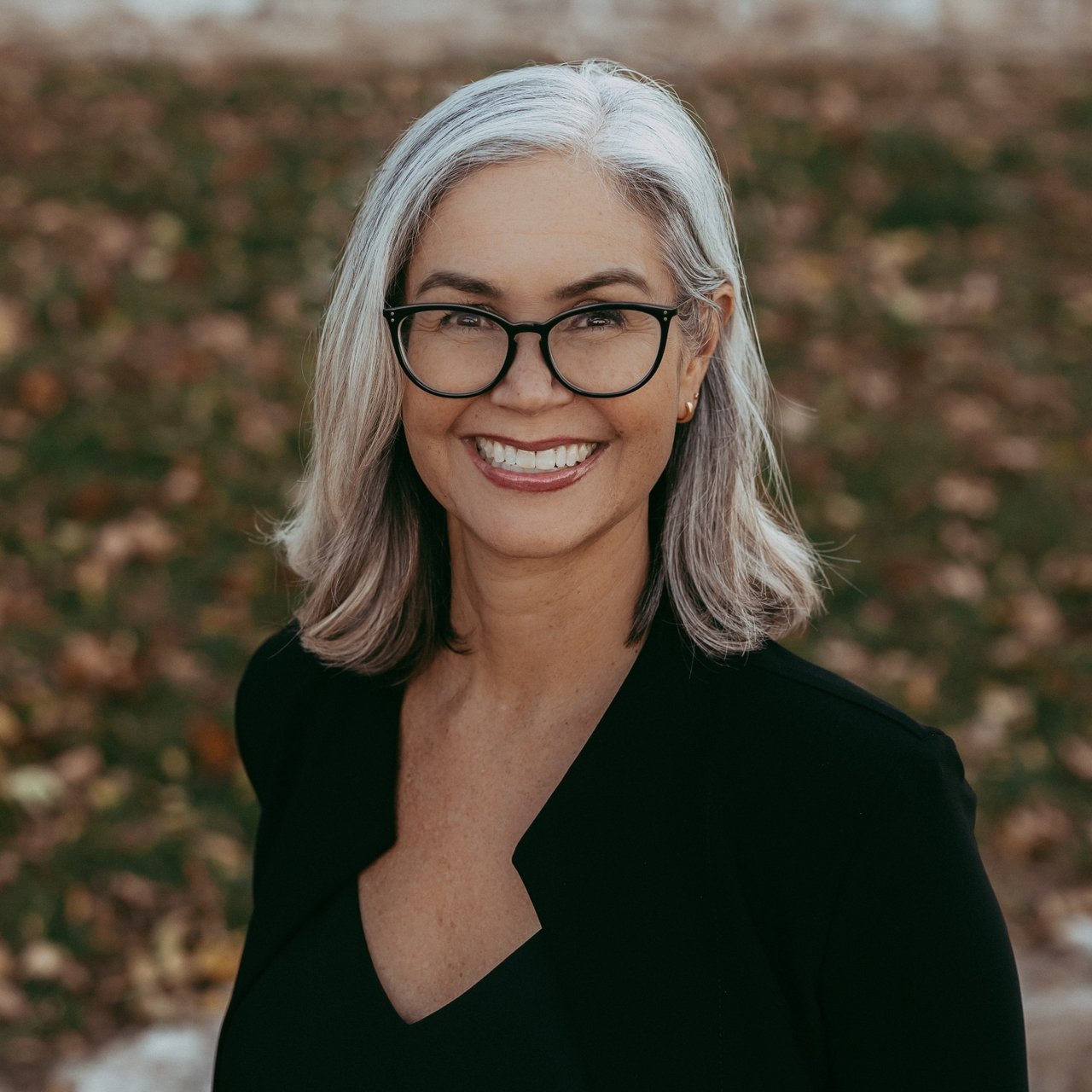 Sandra Thiel Newport Beach, CA Real Estate Agent Headshot