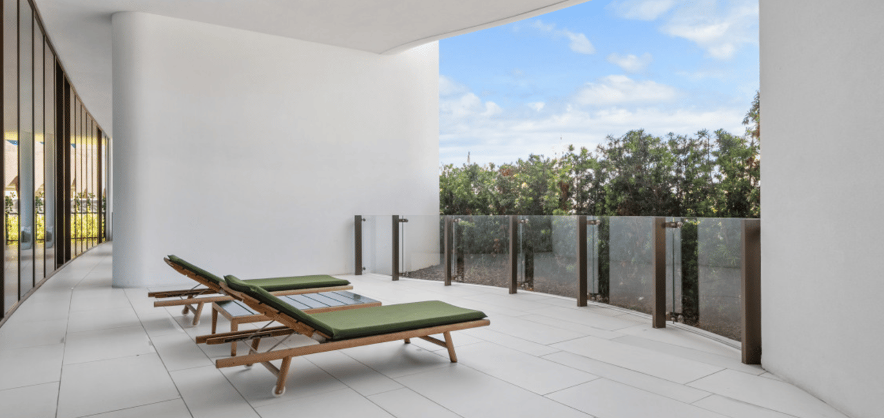 Squire, Albany Bahamas