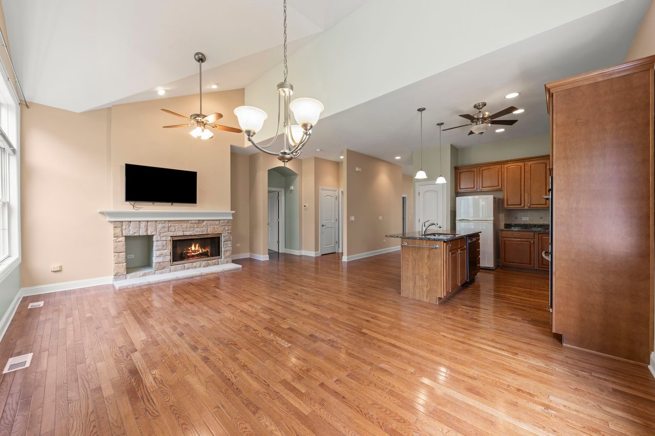 1197 Stonebriar Ct