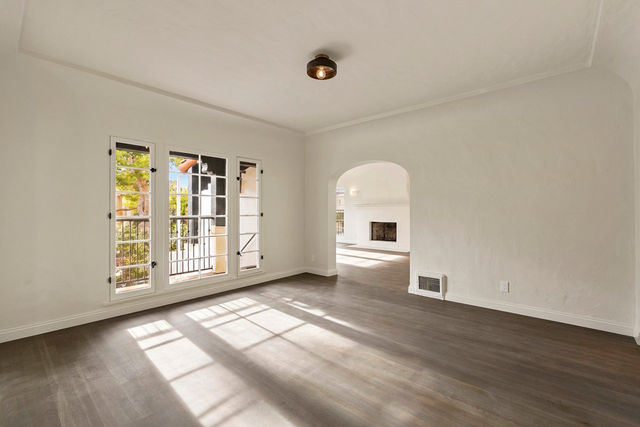 428 S Bedford Dr, Beverly Hills 