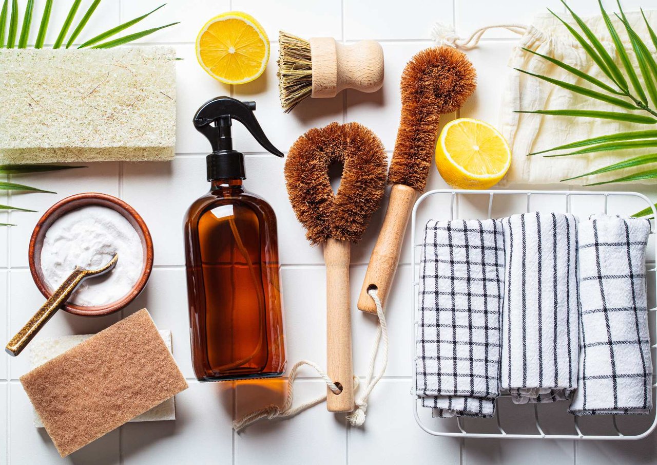 Spring Cleaning Goes Green: Non-Toxic Products & DIY Hacks for a Healthier Home
