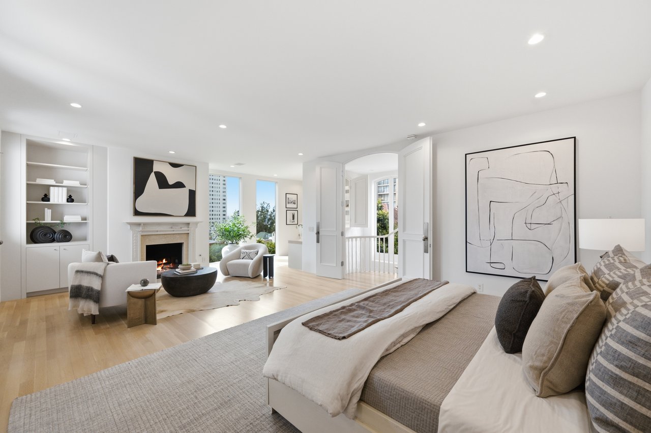Midcentury Marvel Above Russian Hill
