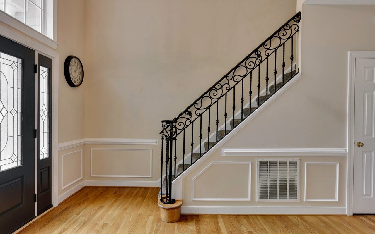 5 Things You Save When You Hire A Real Estate Agent To Sell Your Home