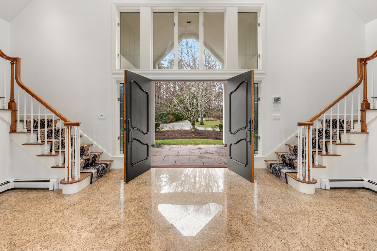 Breathtaking views over West Bay and Eel River