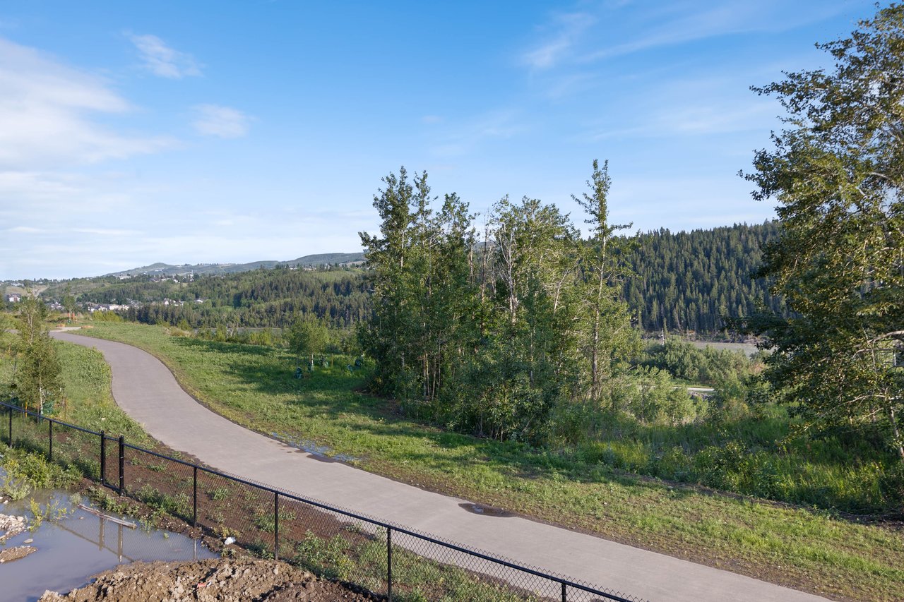 265 Rowmont Drive NW