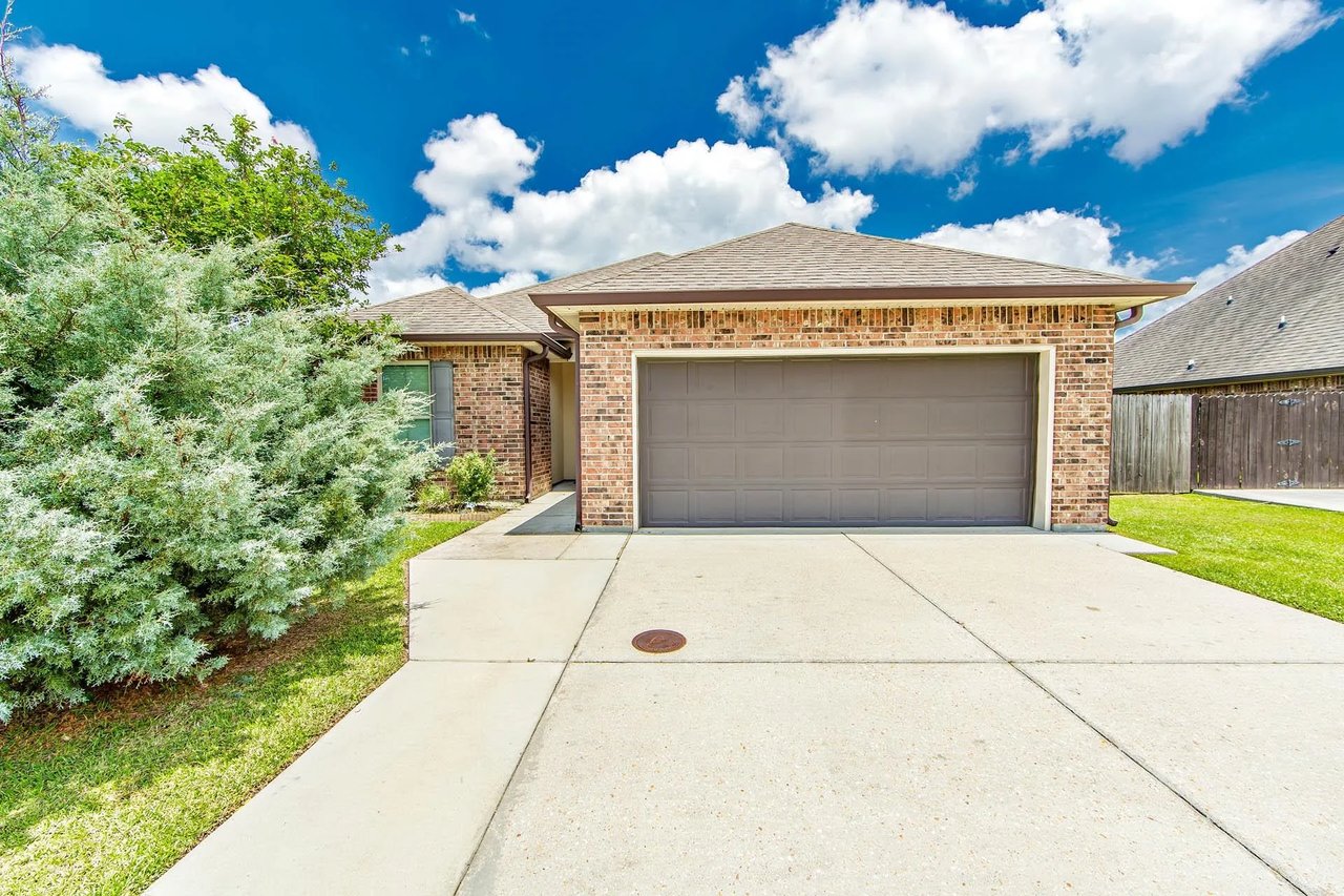 209 Carriage Way