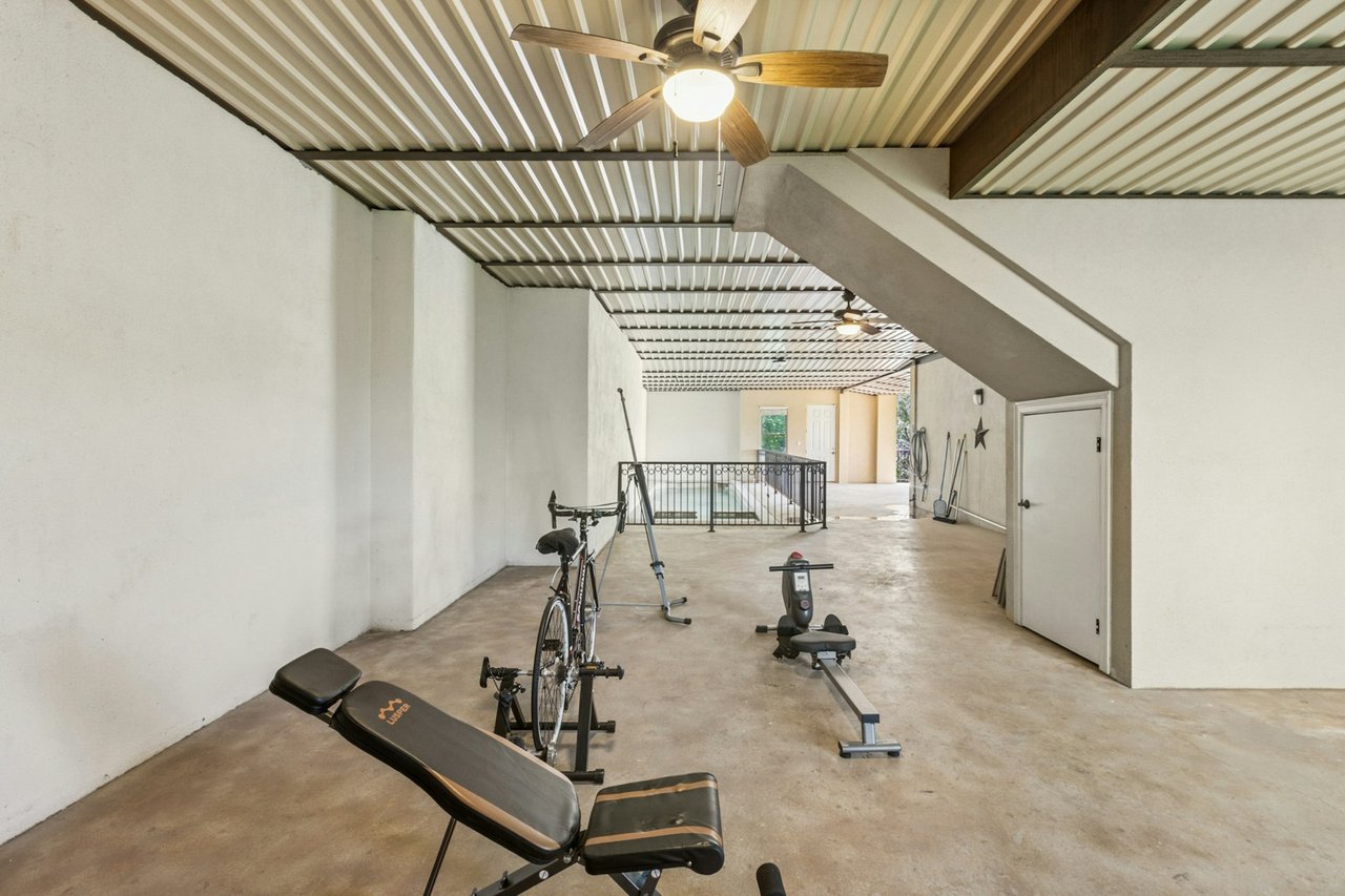 Pre-MLS Open House This Saturday 2-5PM!