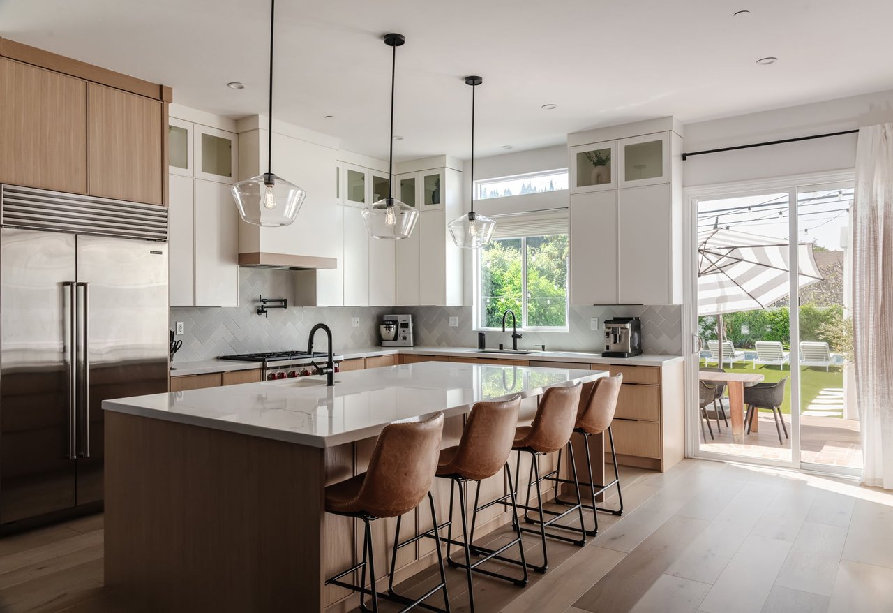 4235 Lafayette Place