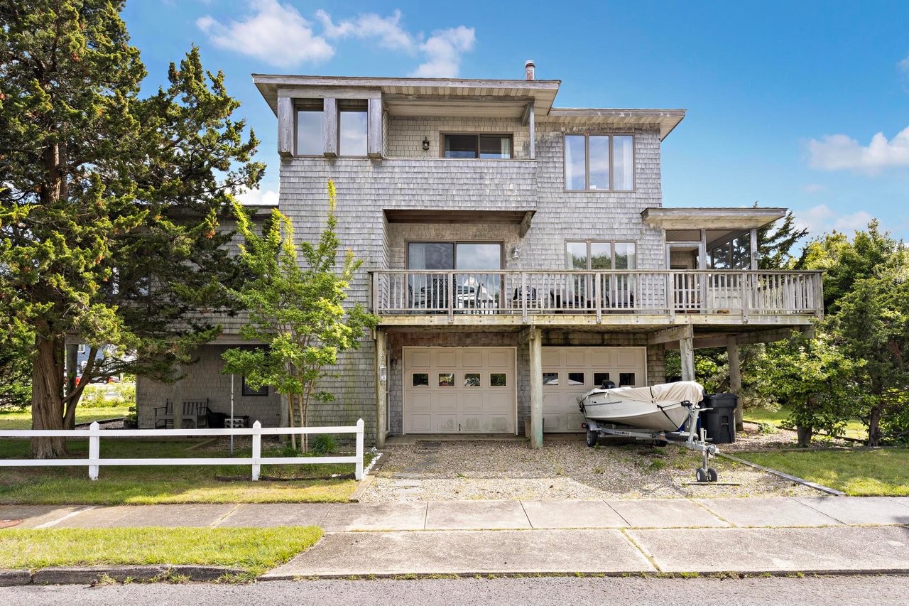 300 Norwood Avenue