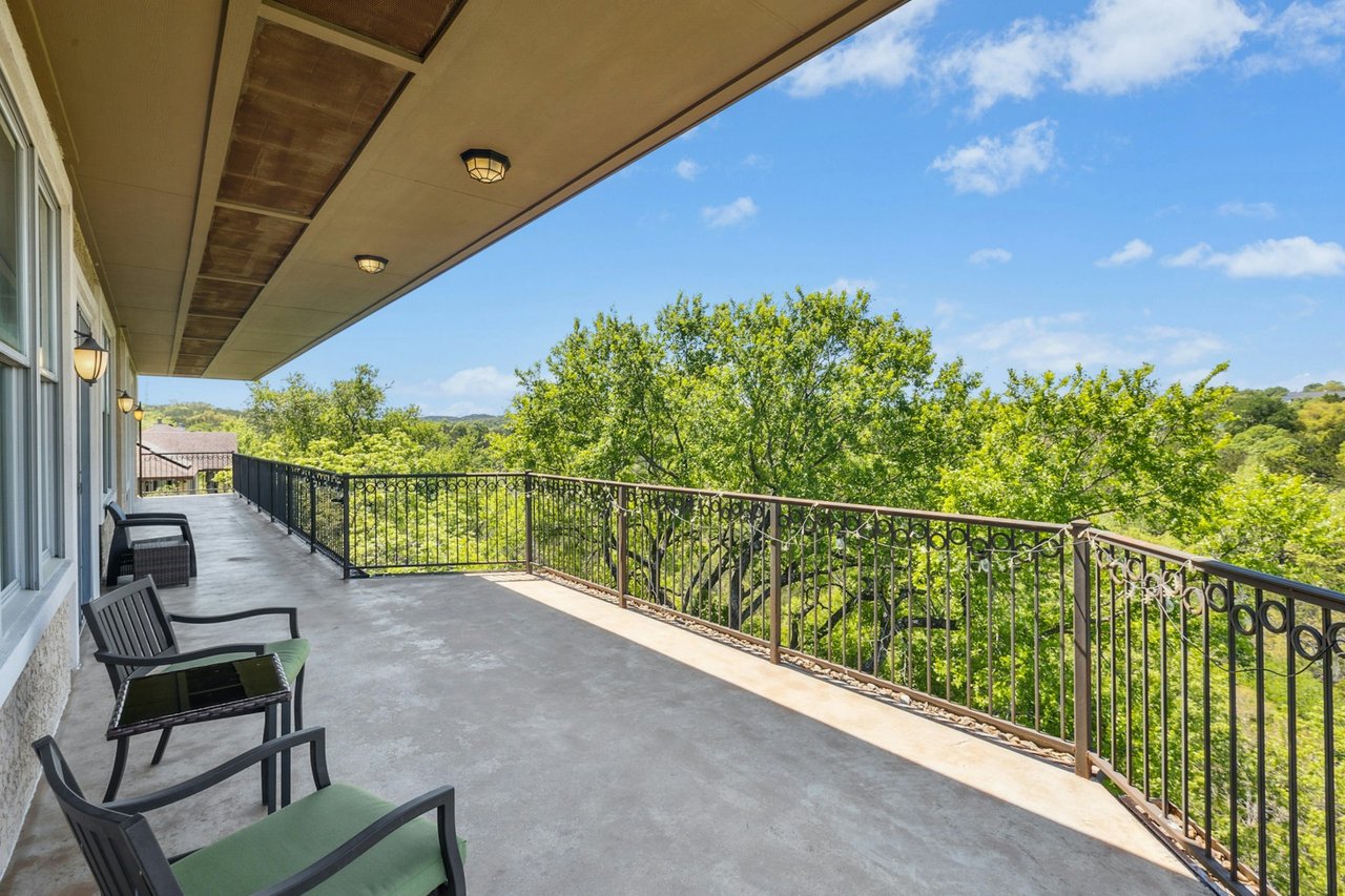 Pre-MLS Open House This Saturday 2-5PM!