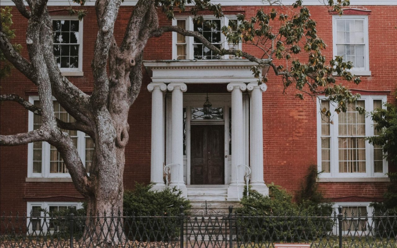 Top Tips for Maintaining Historical Homes in Blue Ridge