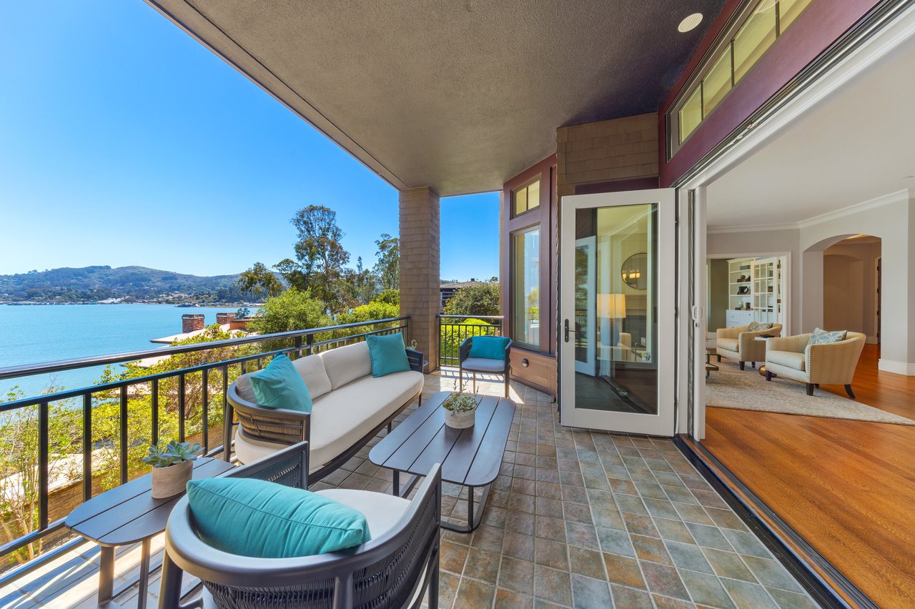 62 De Silva Island Drive Mill Valley