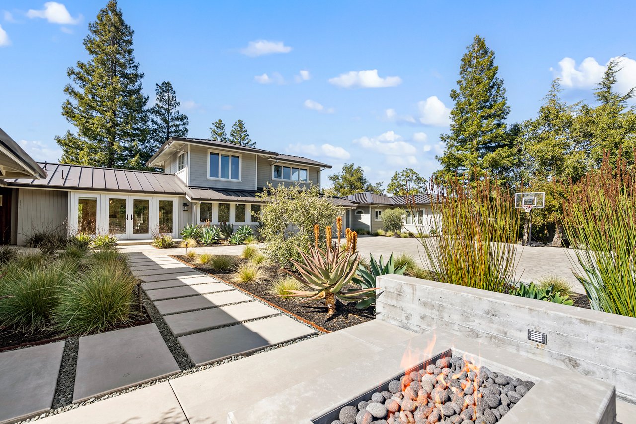 114 Nina CT