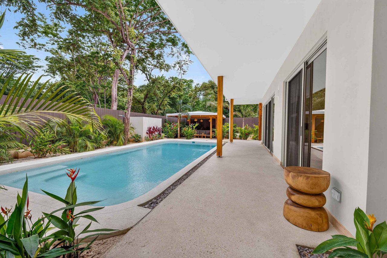 Casa Senderos | 4-Bedroom Tropical Home with Private Pool in Tamarindo