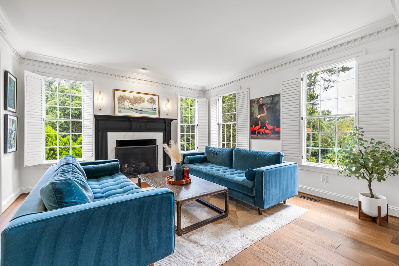 Waterford Colonial