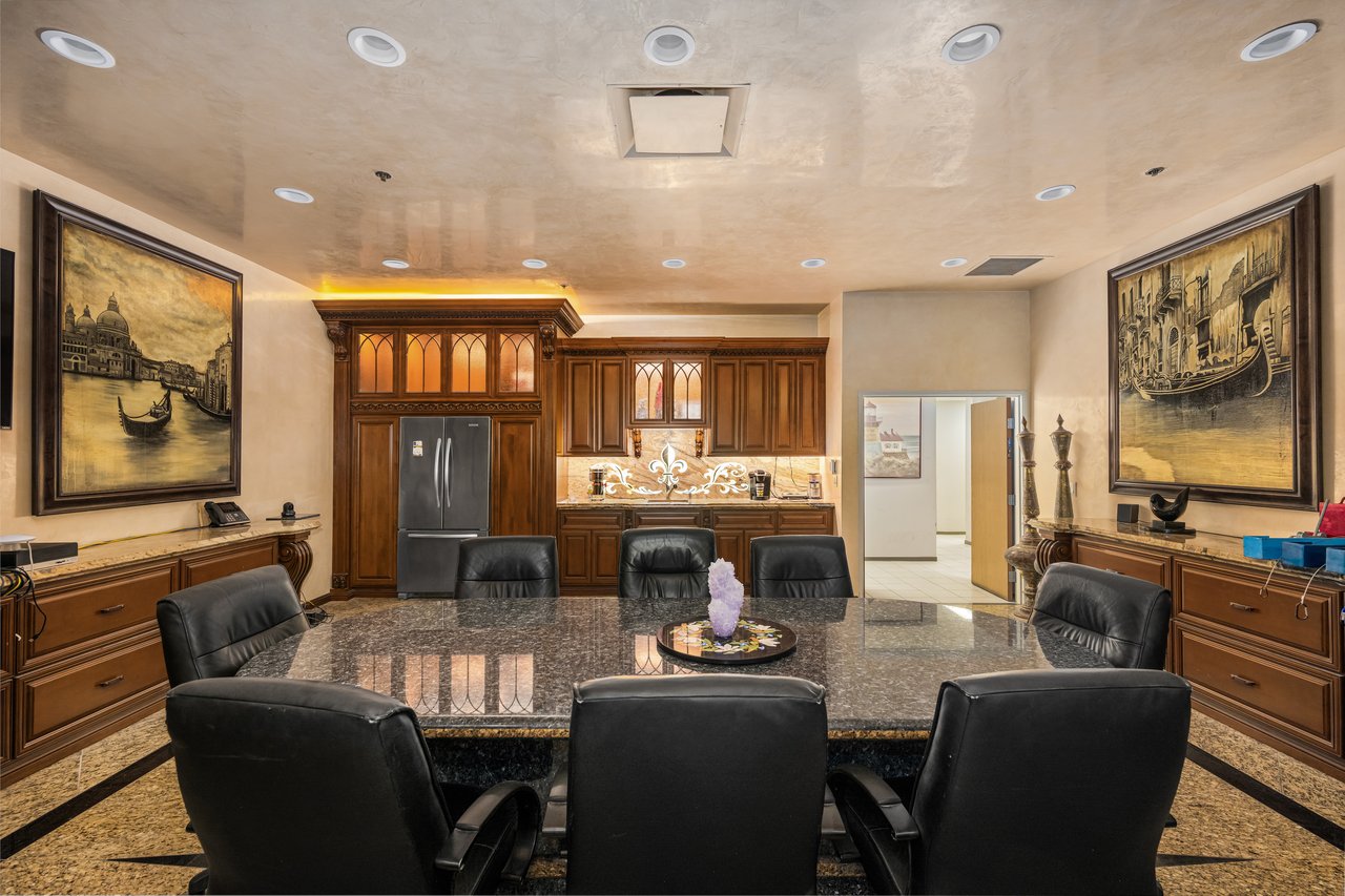 1661-1701 S State College Blvd, Anaheim, CA 92806