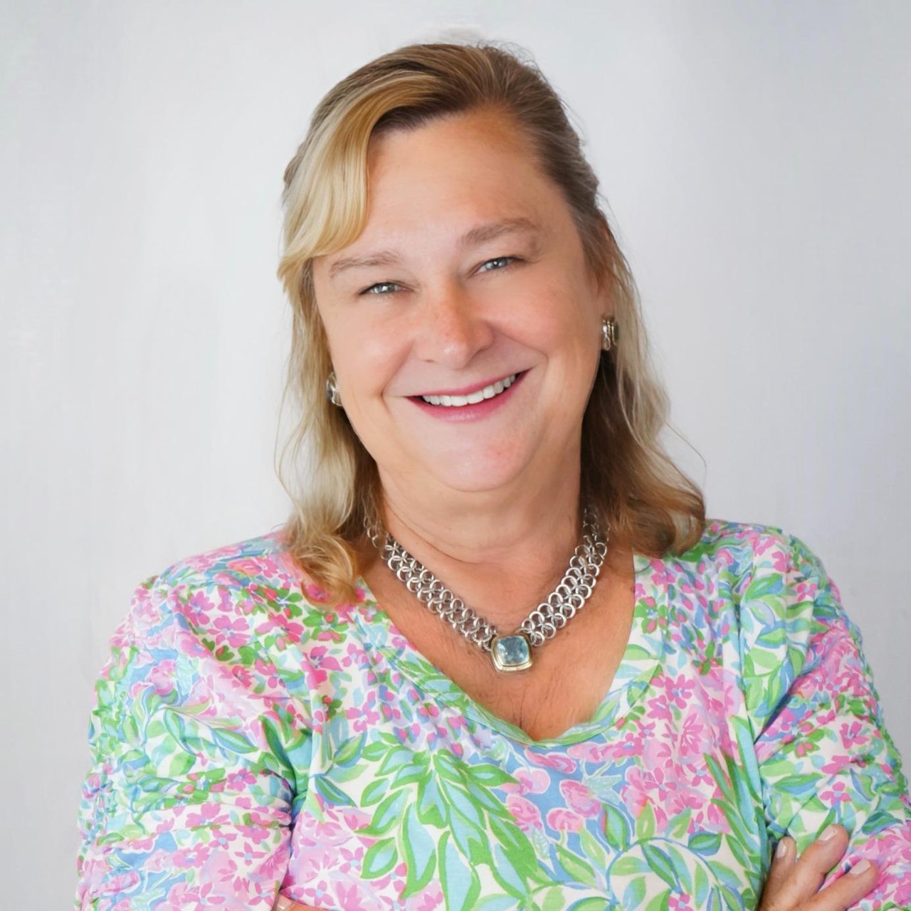 Pam Mayers Miami, FL Real Estate Agent Headshot