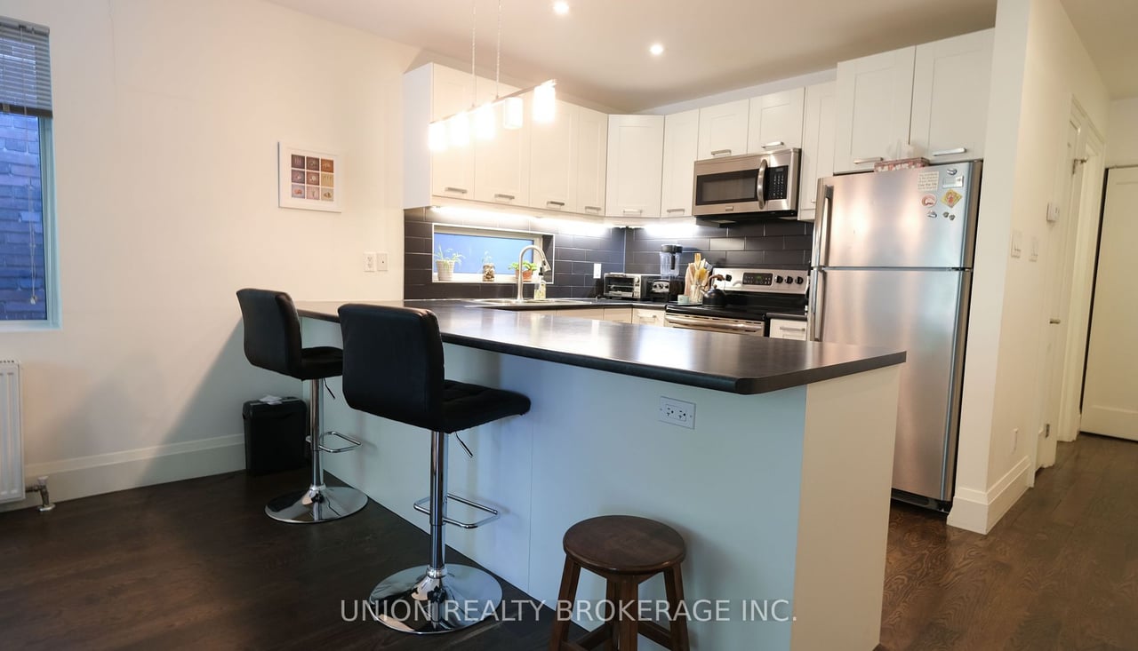 20 Balsam Ave, Upper