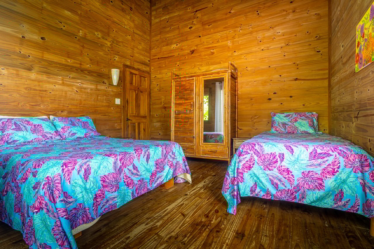 VILLA KRISTINA MARIA - 3.84 ACRES - PERLA DE BALLENA ESTATES