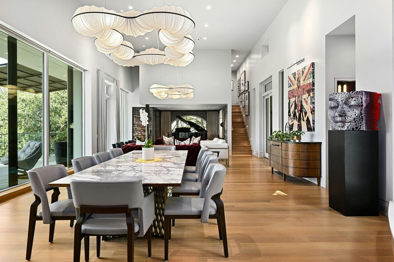 4705 & 4709 Island CV