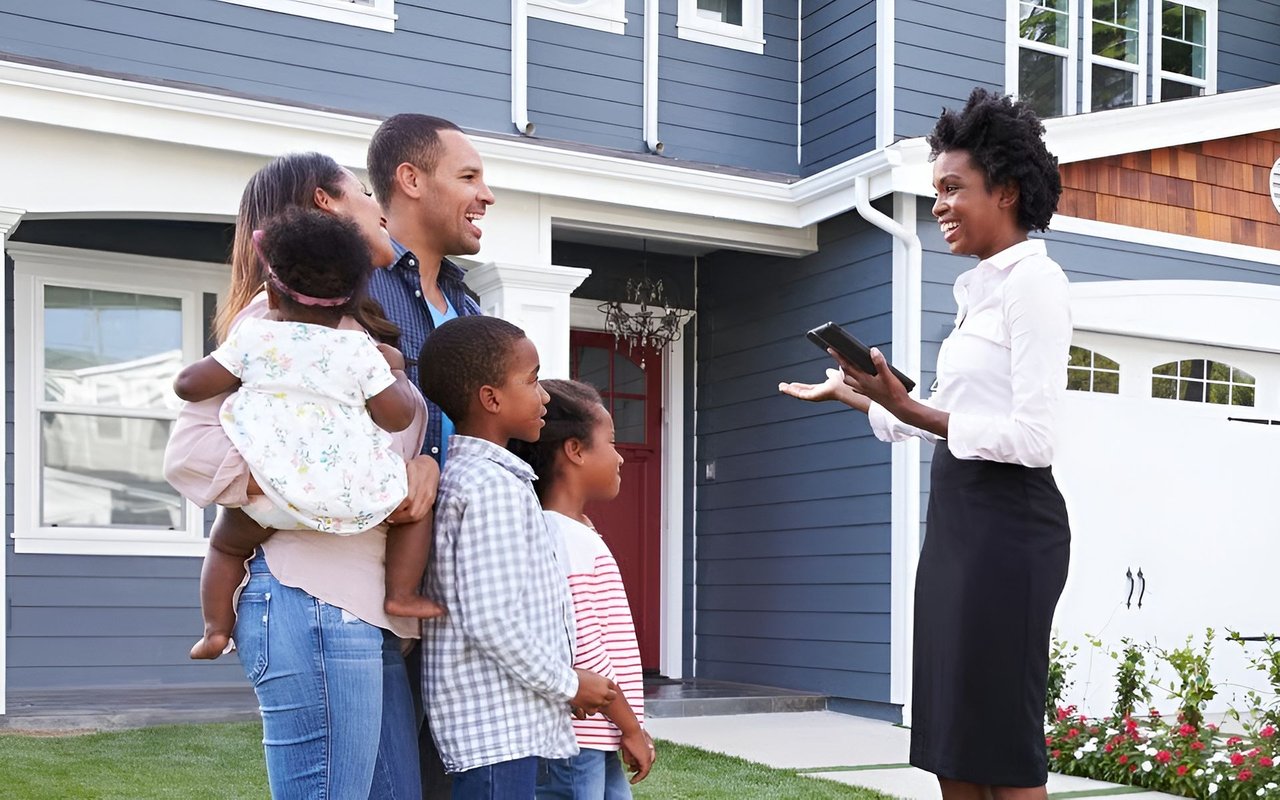 Why Denver's Off-Peak Season is the Perfect Time to Buy a Home