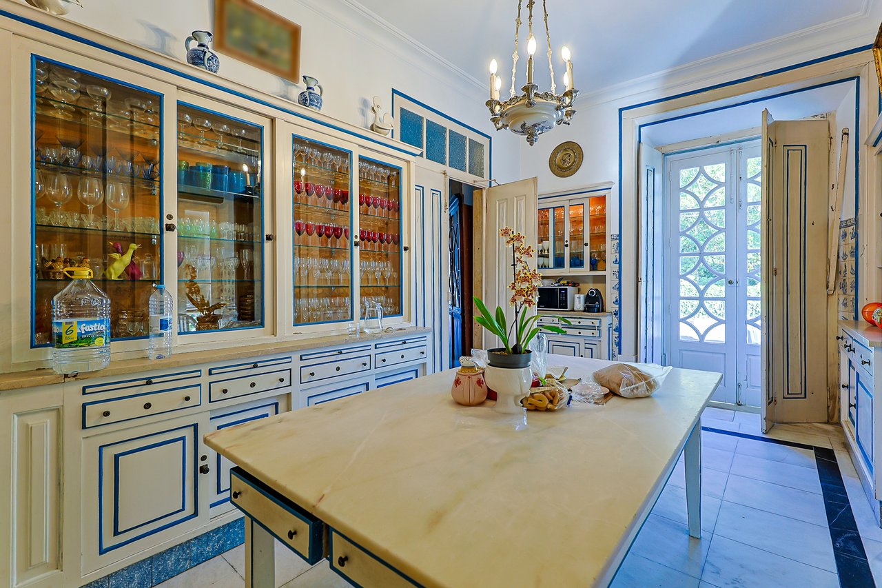 Magnificent 17th-Century Palace with  76,400 m² Estate Near Coimbra