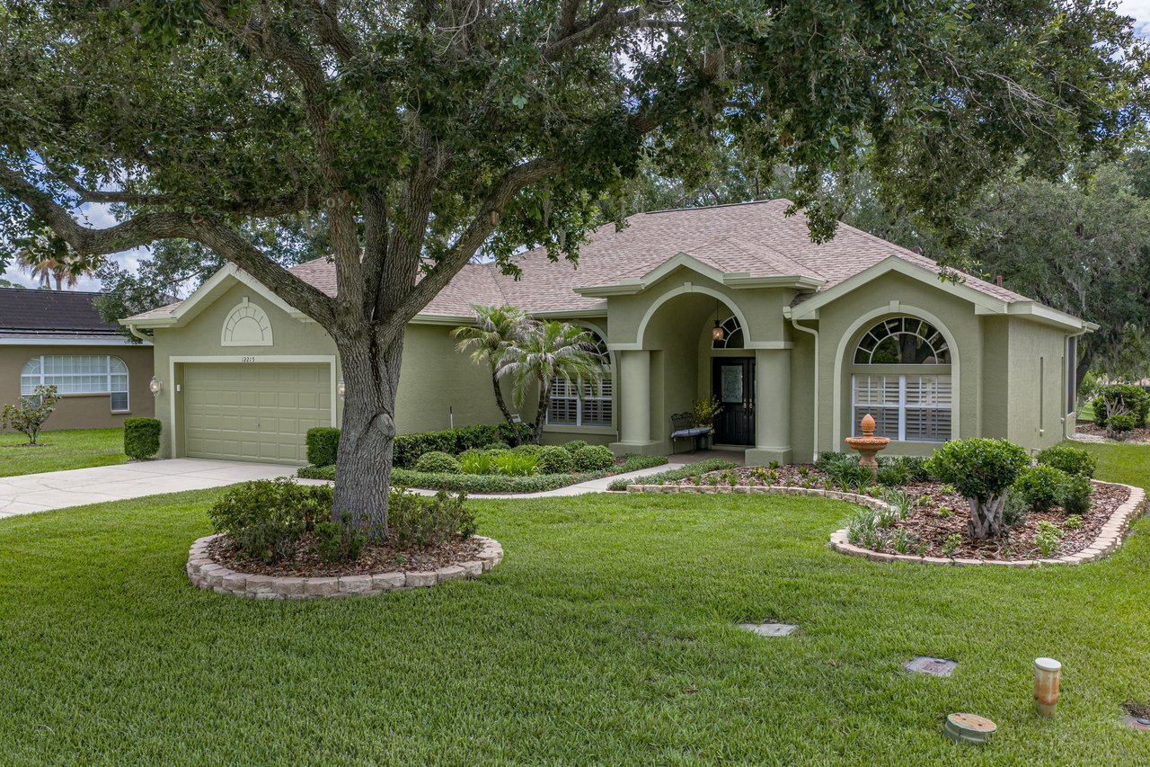 12215 WOODLANDS CIR