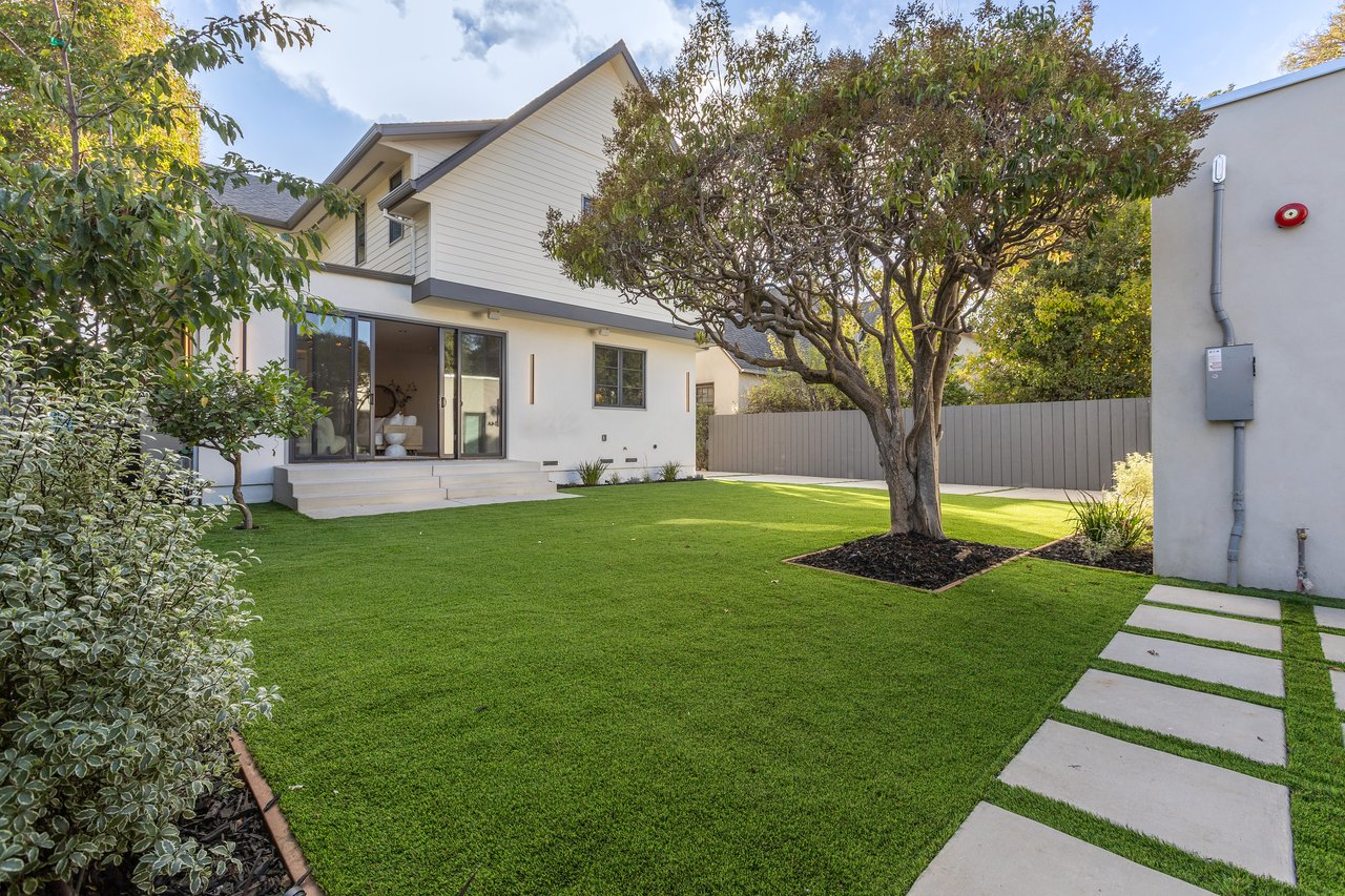10 Channing Rd, Burlingame
