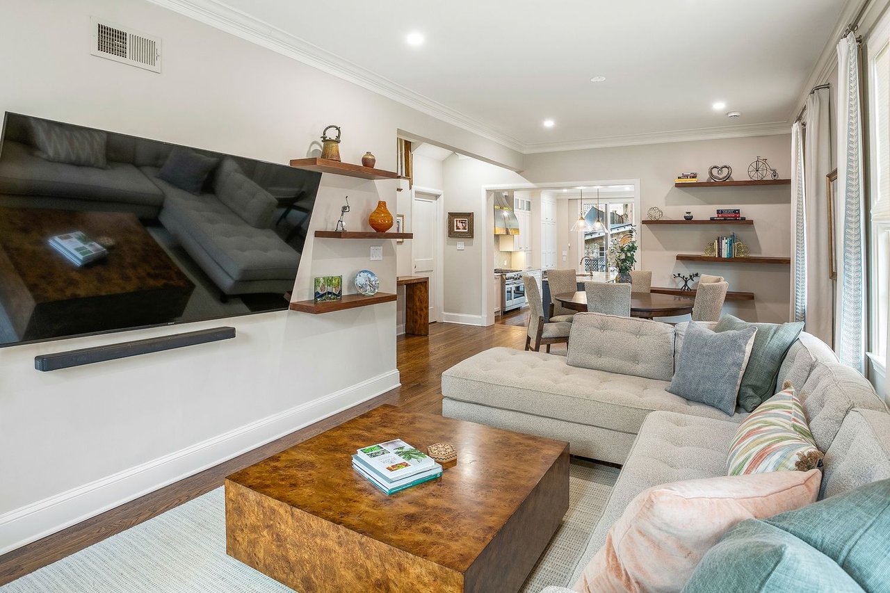 3323 Reservoir Rd NW