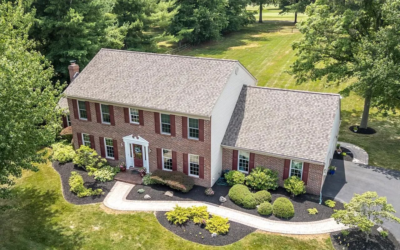 24 Bobbie Dr