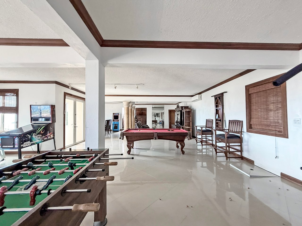 565 Parham Town 7 Bedroom Villa