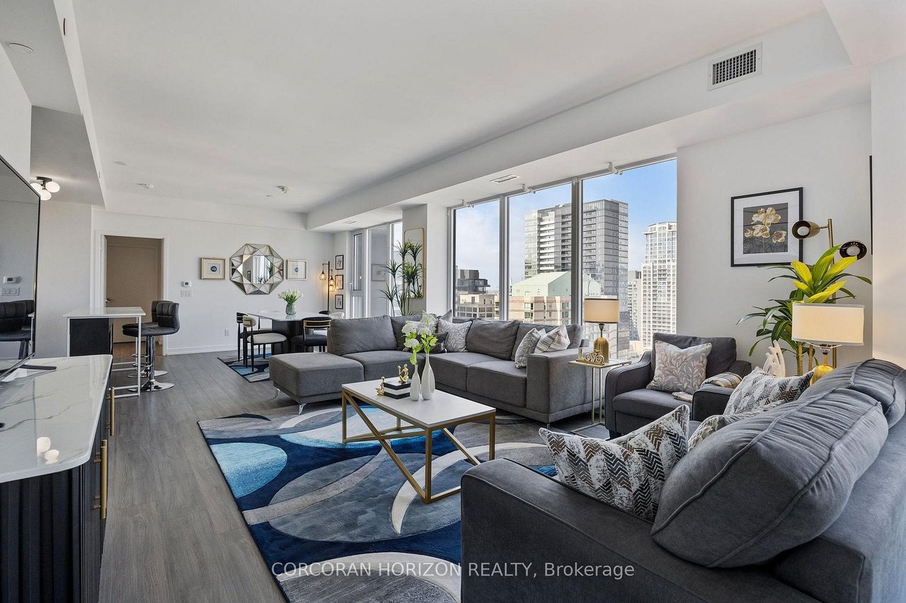 DOWNTOWN MODERN CHARM